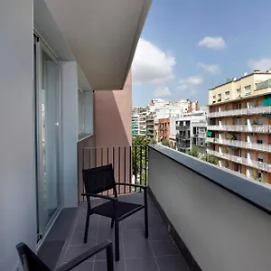 Fisa Les Corts Апартаменты Барселона